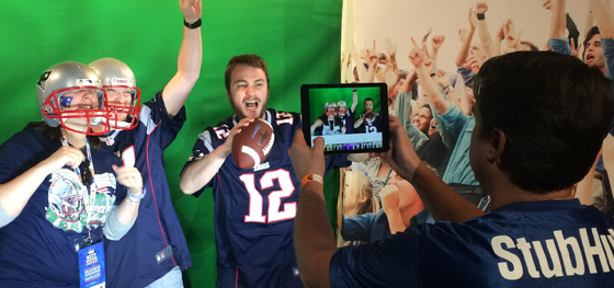 superbowl5greenscreen2-560